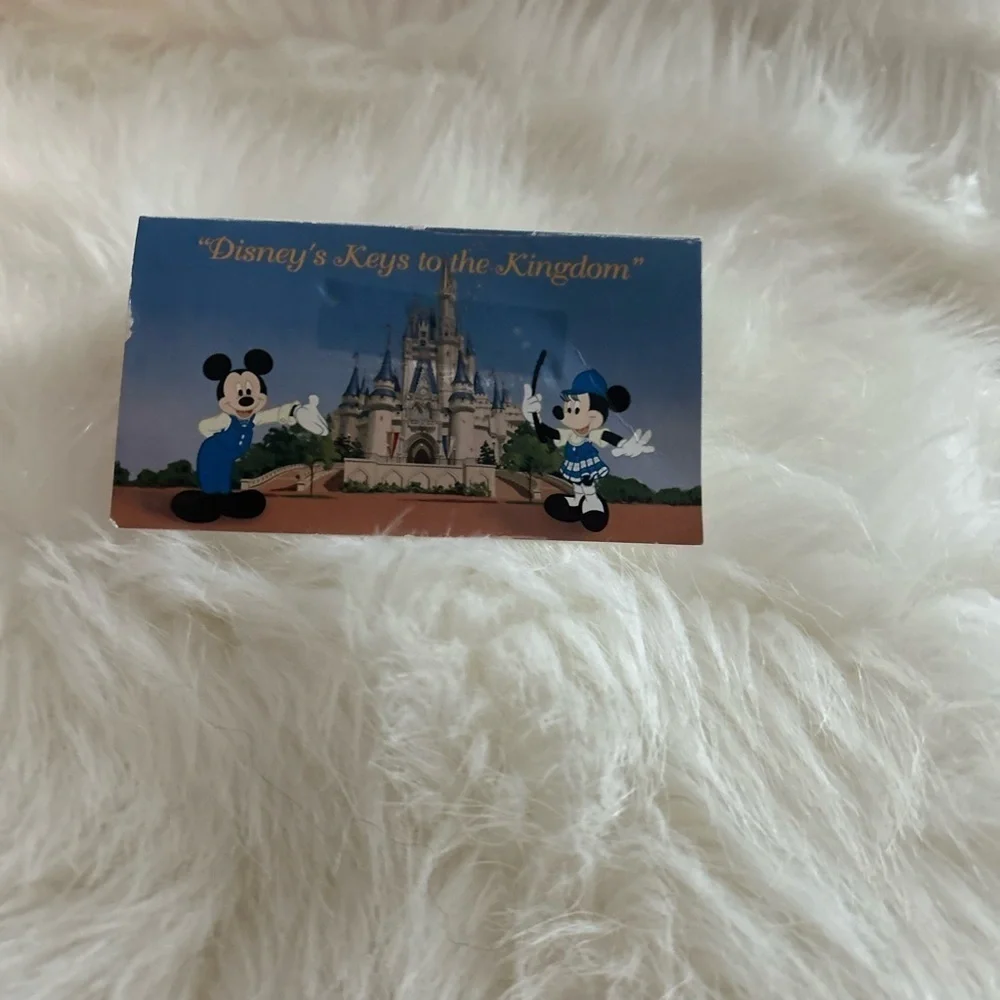 Disney's Keys to the Kingdom collectors pin